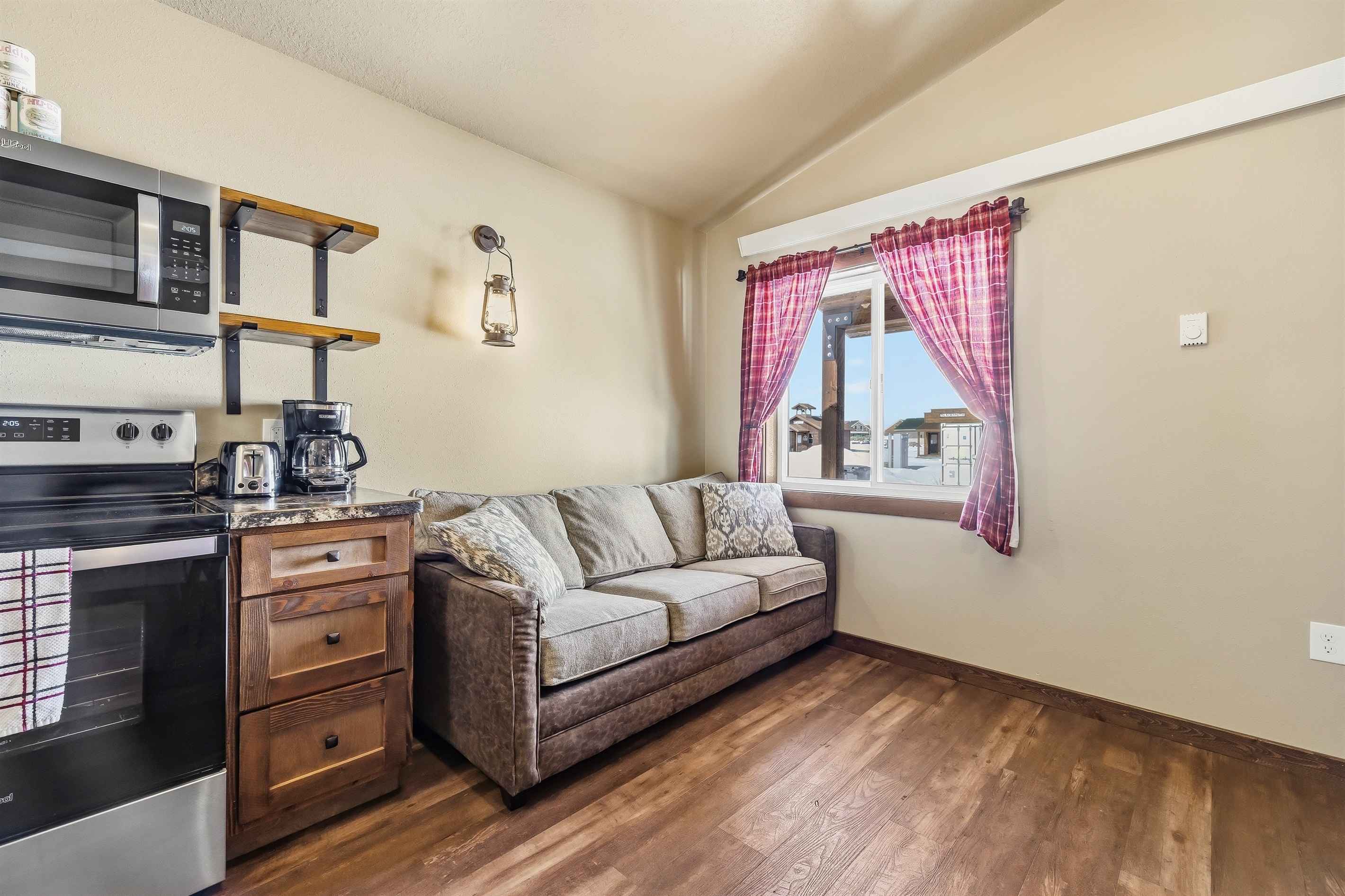 Rail Station Cabin gallery image